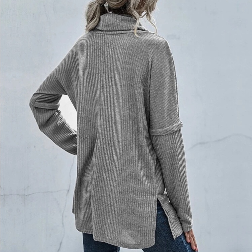 Waffle knit turtleneck sweater side split gray - Picture 2 of 6